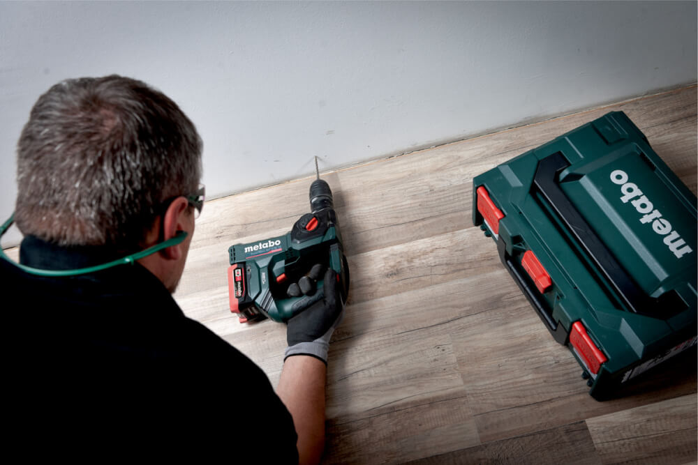 Перфоратор акк. Metabo BH 12 LTX BL 16 (600207500) 12В 2X2АЧ, Кейс