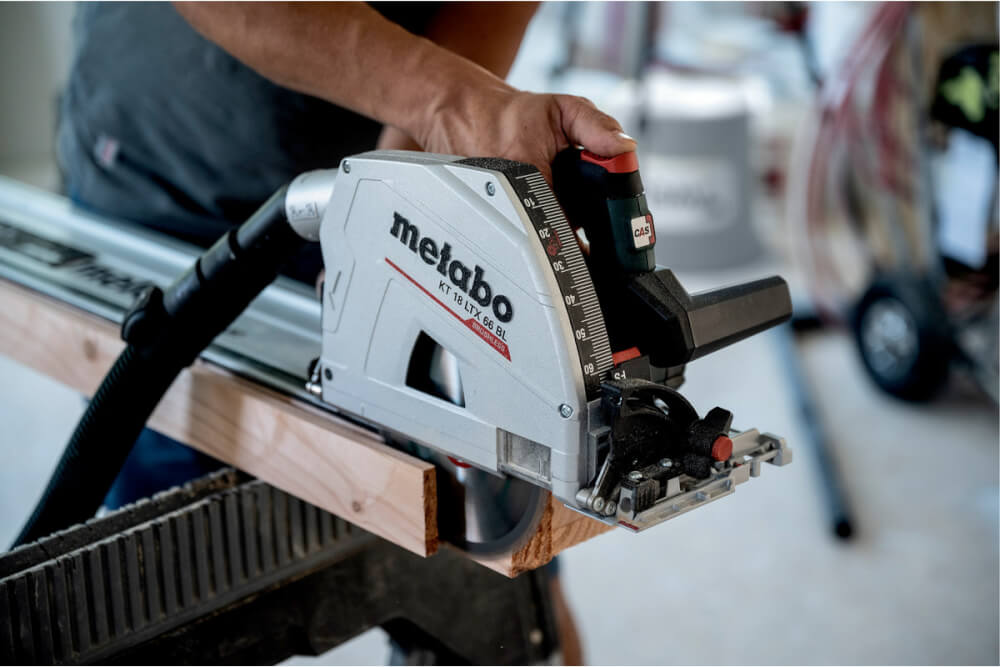 Пила дисковая погружная акк. METABO KT 18 LTX 66 BL (601866660) 18В, 2Х5.5АЧ, Кейс