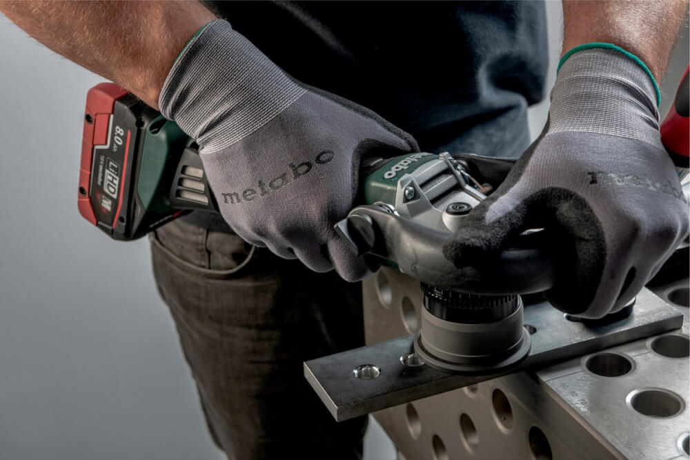 Фрезер по металлу акк. Metabo KFM 18 LTX 3 RF Metaloc (601754840) 18В, Без АКБ и ЗУ, Кейс