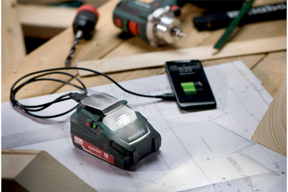 Фонарь-адаптер Metabo PA 14.4-18 LED-USB (600288000) 14.4В - 18В, Без АКБ и ЗУ, Картон