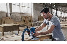 Фрезер BOSCH GOF 130 (06016B7000)