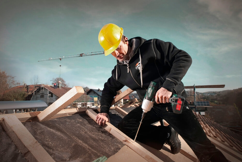 Гайковерт Metabo SSW 18 LTX (602198500) 600Нм, 18В, 2X4АЧ, КЕЙС