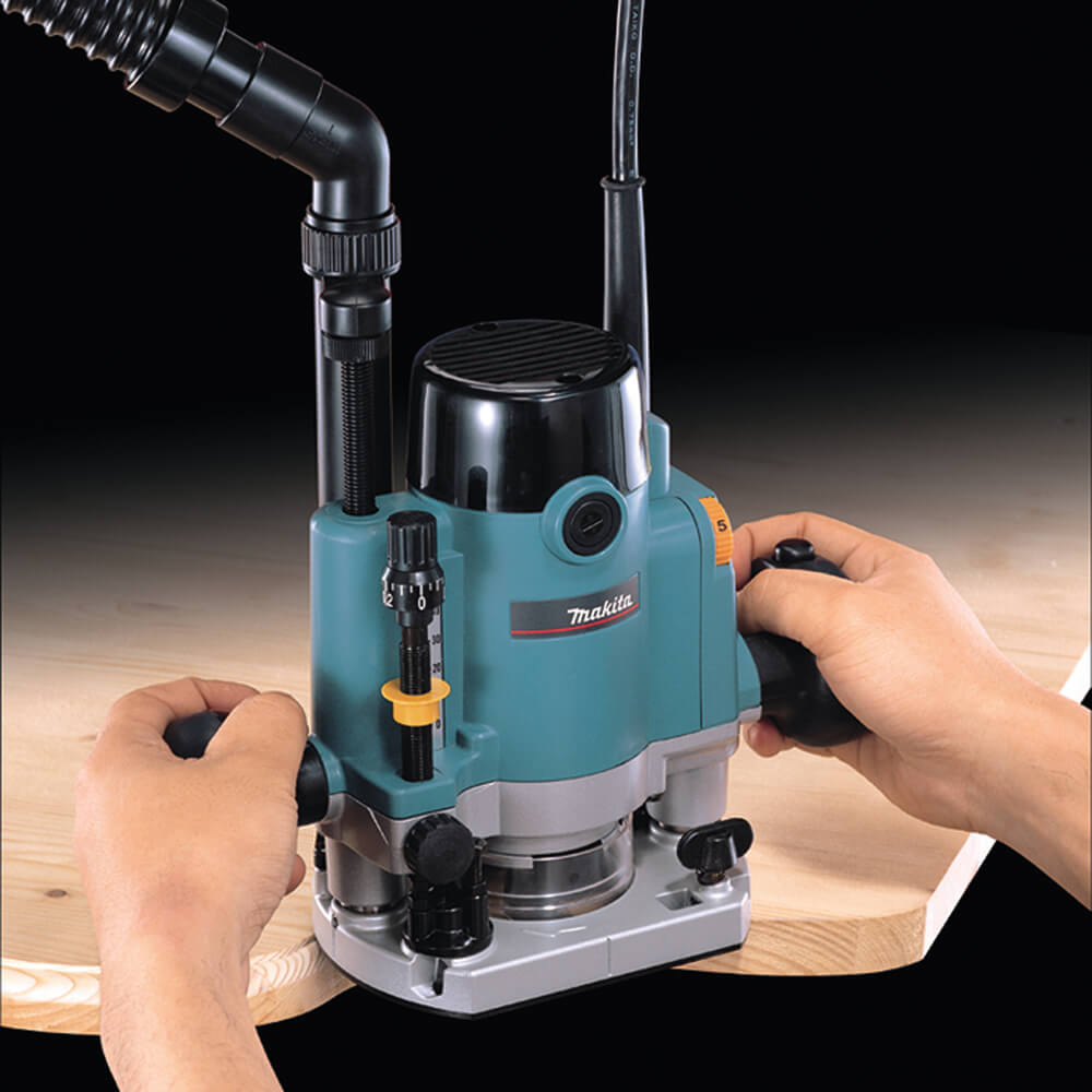 Фрезер MAKITA RP1110 C