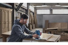 Фрезер BOSCH GOF 130 (06016B7000)